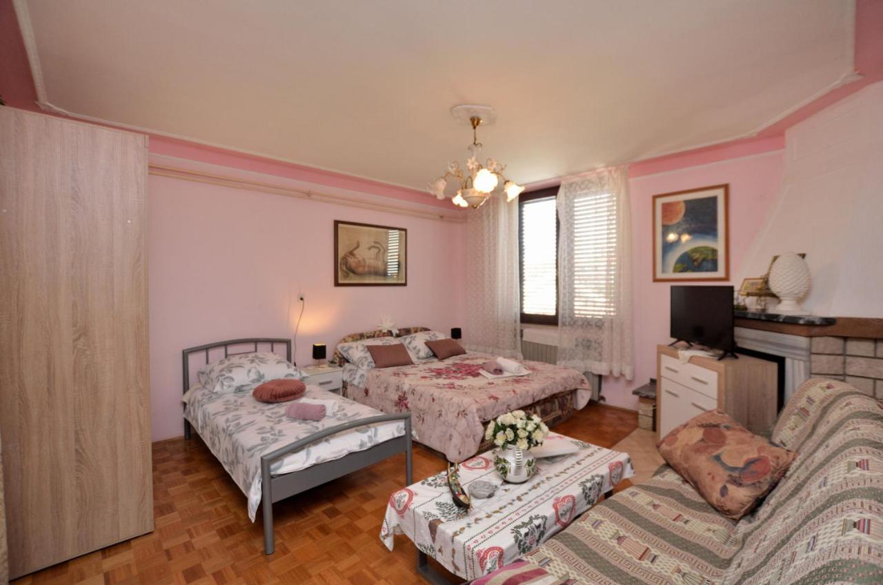 Apartments Medelin Ρόβινι Εξωτερικό φωτογραφία